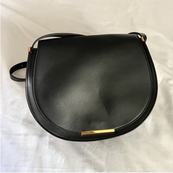 Cuyana Saddle Bag, Black, Large - Leather Saddle Bag - Picture 11 of 13